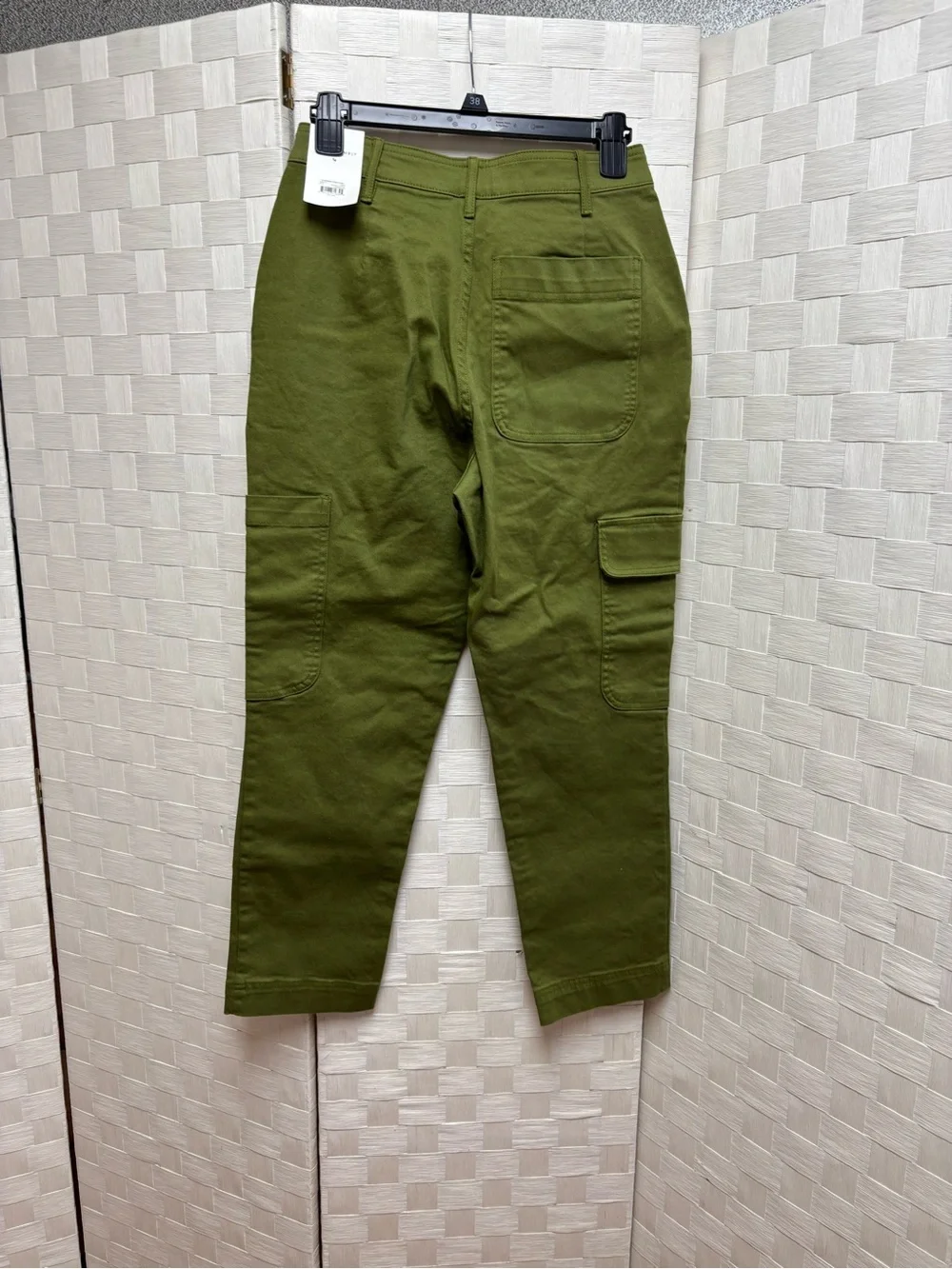 Women’s Free Assembly Cargo Pants size 4
